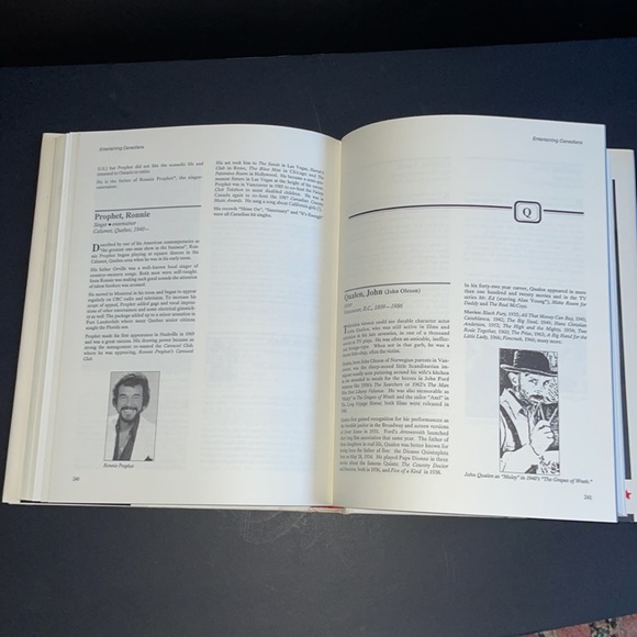 Entertaining Canadians Canada’s International Stars 1900-1988 Ed Gould Book - Picture 8 of 15